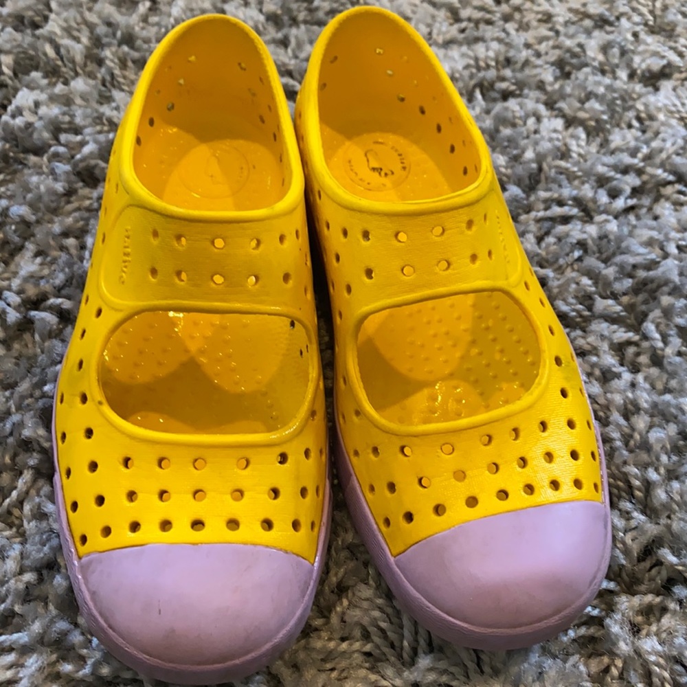 Yellow/lavender Mary Jane style Natives-size 12